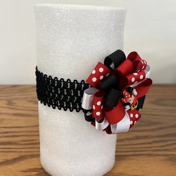 NWOT Minnie Mouse Baby Headband - Picture 3 of 5
